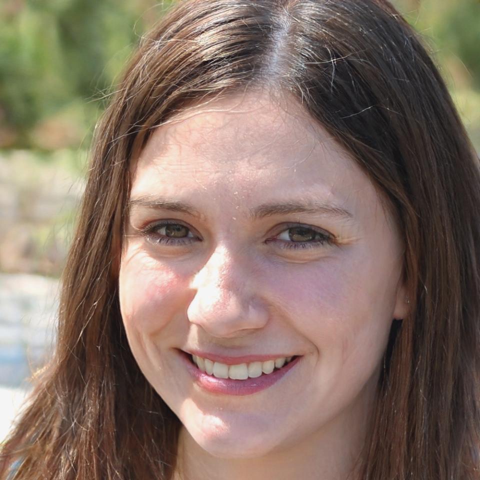 Keomany Phouthavong, Career Development Specialist